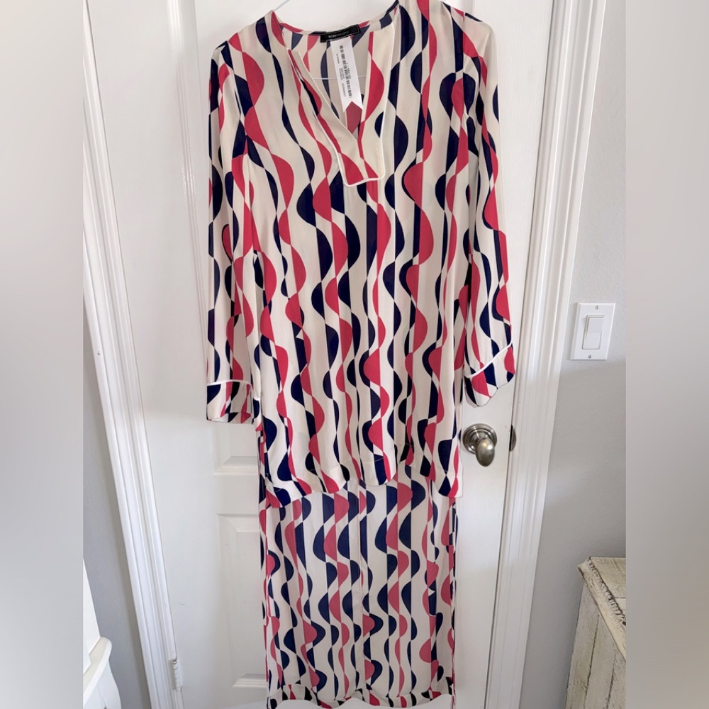 New Never Worn BCBGMaxAzria Bold Print High/Low Dress Size Small